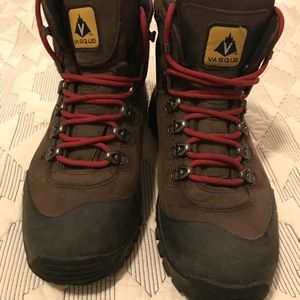 Vasque women’s hiking boots
